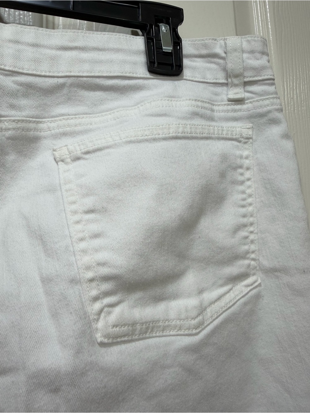 Eileen Fisher White Straight Leg Raw Hem Jeans Size 16 - Picture 7 of 7